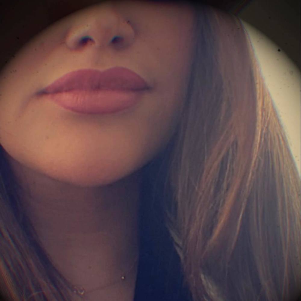 Meet your Posher, Goli